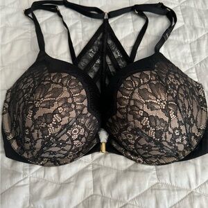 Victoria’s Secret black lace front close 34 DD bra